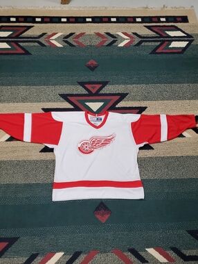NHL CCM White and Red Hockey Jersey Collar Patch Air Knit Technology